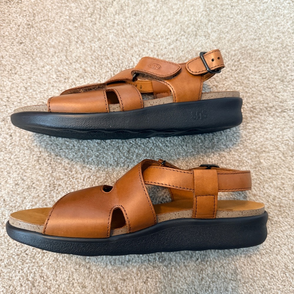 SAS Huggy Leather Comfort Sandals Women 8.5 W Tan Tripad Walking Shoes New - Picture 3 of 7